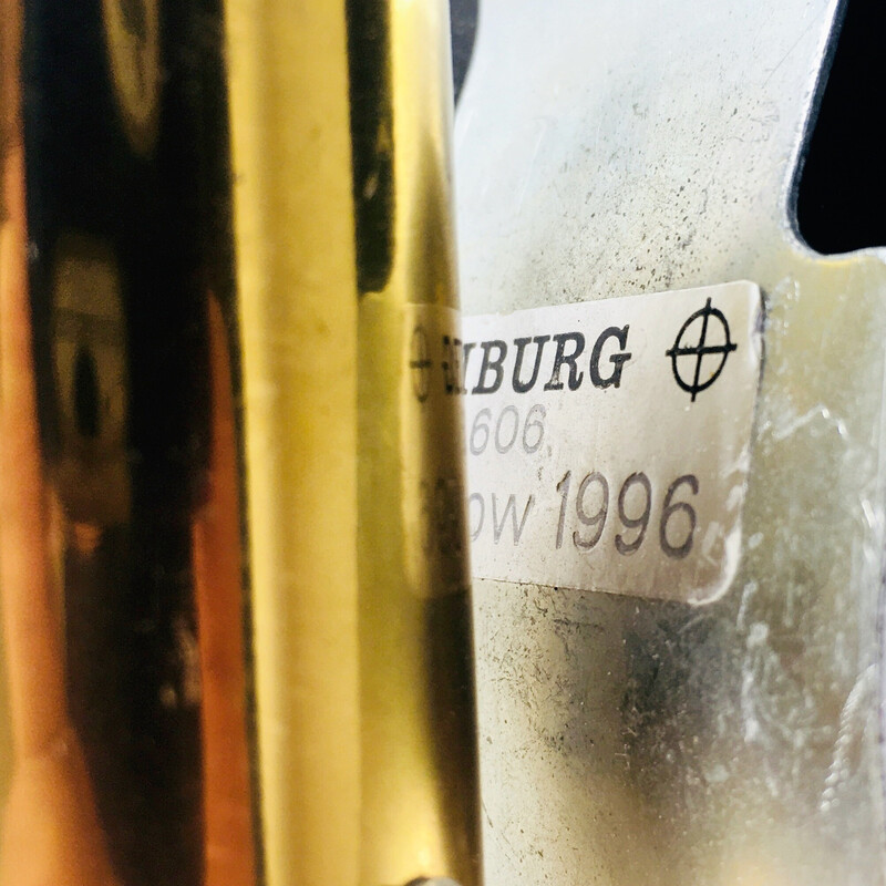Vintage wandlamp in amber gebobbeld glas en messing door Helena Tynell voor Limburg, Duitsland 1960