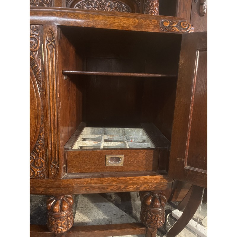 Credenza d'epoca in legno di quercia, Gran Bretagna 1910