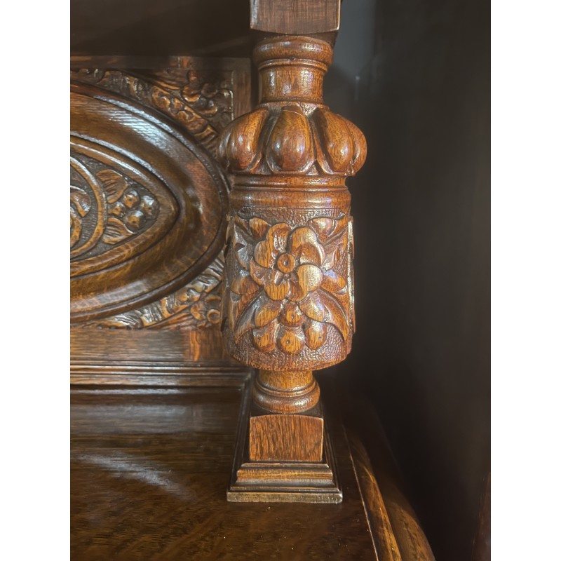 Credenza d'epoca in legno di quercia, Gran Bretagna 1910