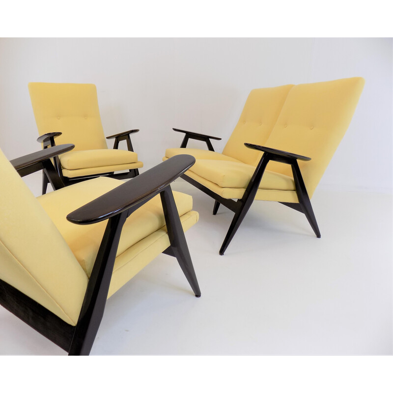 Sala de estar Vintage Sk640, de Pierre Guariche para Ligne Roset, em tecido amarelo