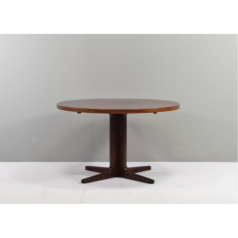 Vintage walnut round table by Henning Kjaernulf for Vejle Stole Møbelfabrik, Denmark 1960