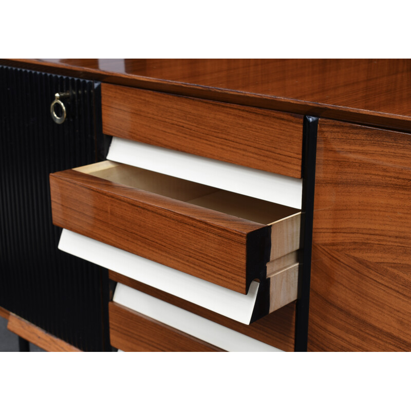 Vintage walnut and birch bookcase by Vittorio Dassi for Mobili Cantù, Italy 1950