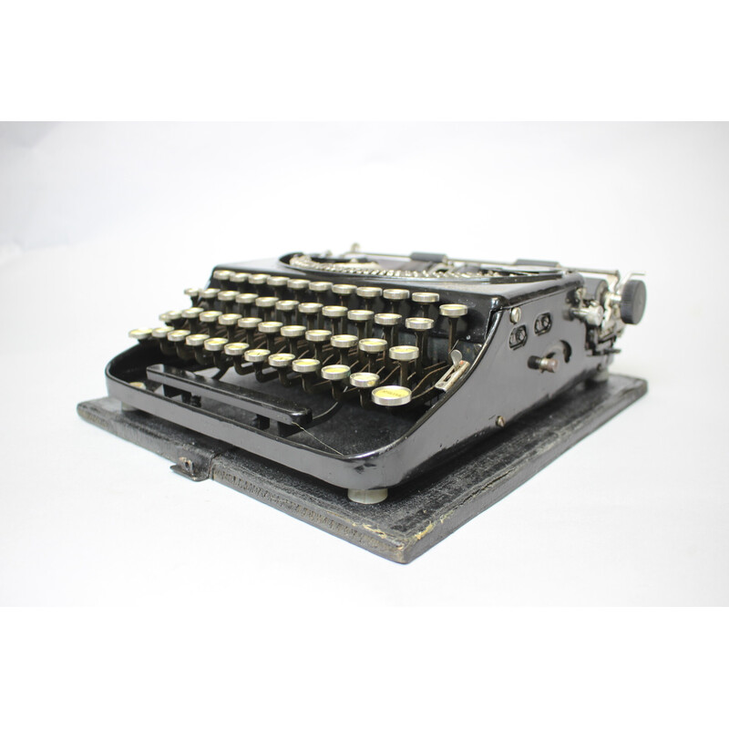 Vintage Remington portable typewriter, Usa 1910