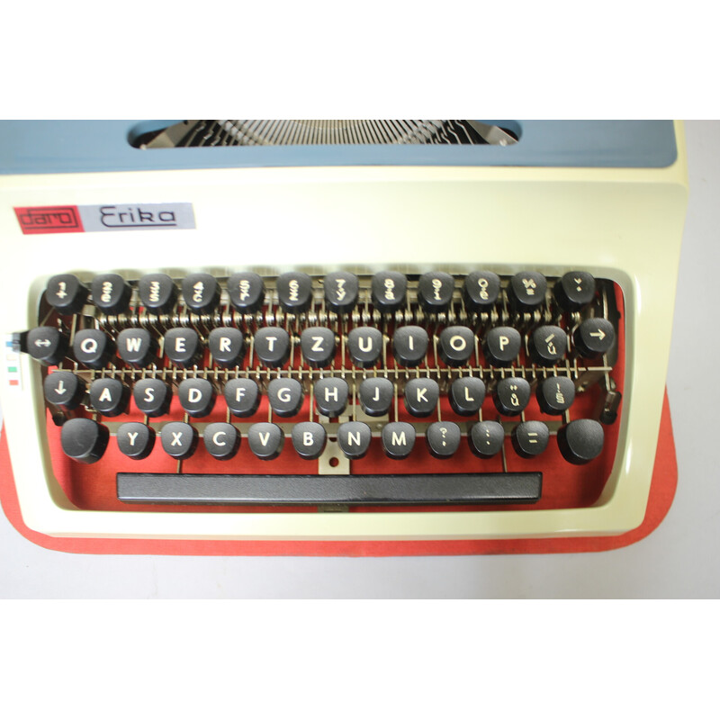 Machine à écrire vintage Daro erika, Allemagne 1965