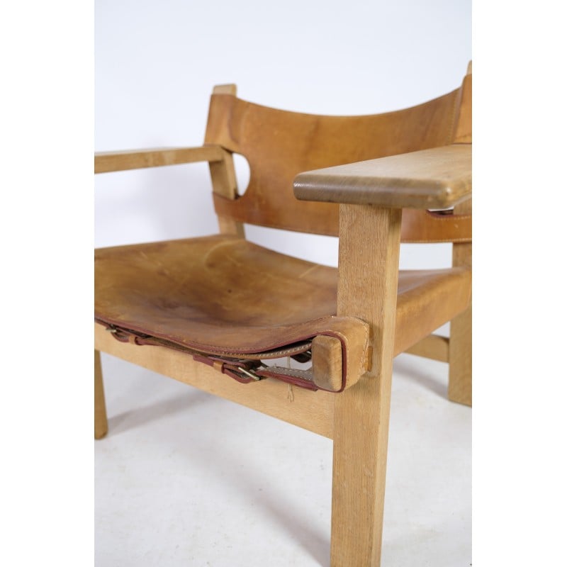 Vintage Spanish armchair model Bm2226 in oak wood and patinated leather by Børge Mogensen, 1958