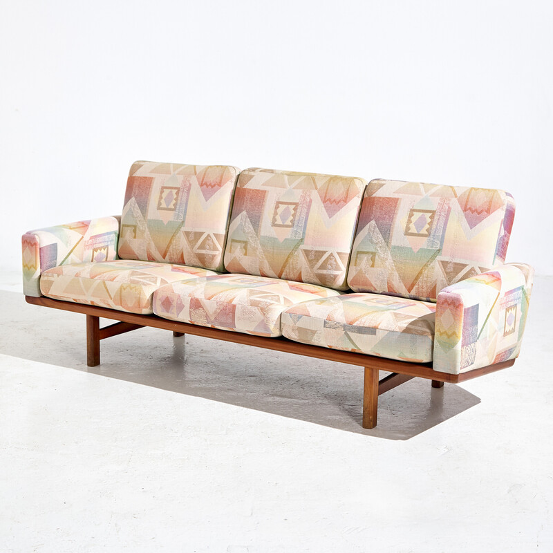 Vintage three-seater sofa model Ge-236/3′ by Hans J. Wegner for Getama