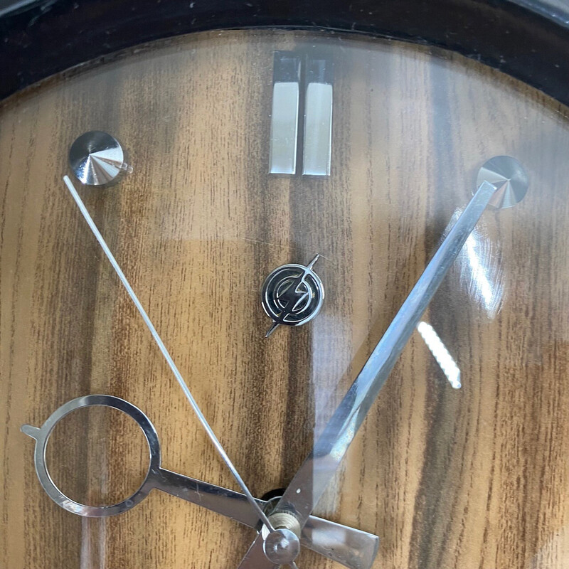 Reloj de pared vintage de madera y contrachapado de Transistor
