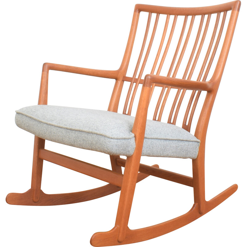 Vintage Ml33 oakwood rocking chair by Hans J. Wegner for Mikael Laursen, 1950s