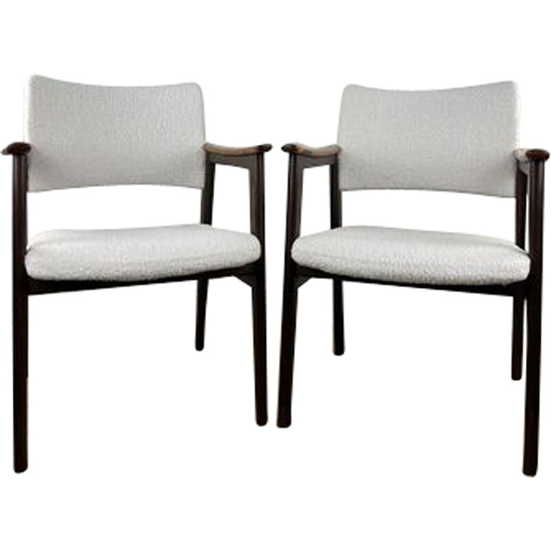 Pair of vintage Scandinavian armchairs in solid wood and white bouclé fabric, 1960