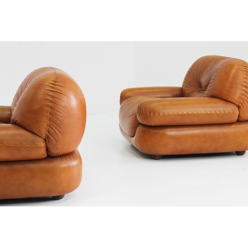 Pair of vintage cognac leather armchairs by Sapporo for Mobil Girgi, Italy 1970
