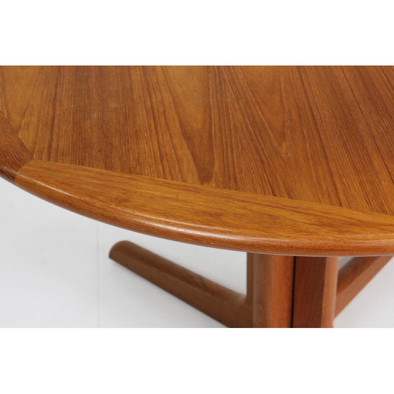 Vintage Danish round extendable dining table