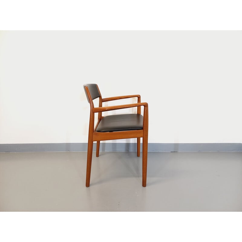 Fauteuil scandinave vintage en teck et skaï noir par Niels Otto Møller, 1960