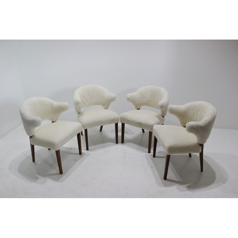 Set of 4 danish oak armchairs with sheepskin upholstery - 1960s 