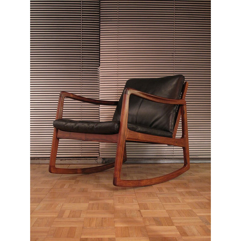 Chaise à bascule modèle 120 en palissandre par Ole Wanscher - 1950