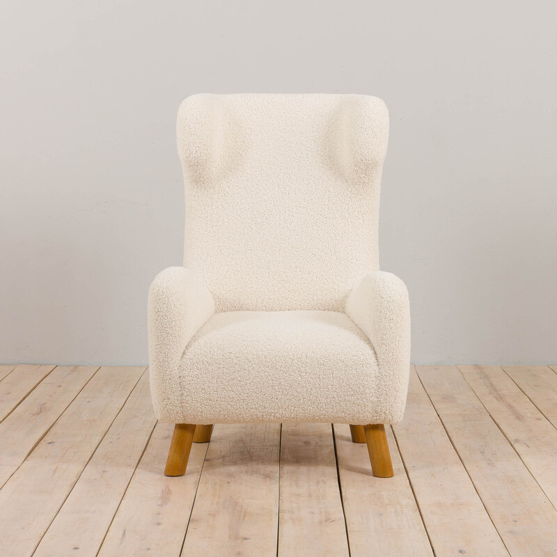 Fauteuil vintage en tissu bouclé et bois de chêne, Danemark 1960