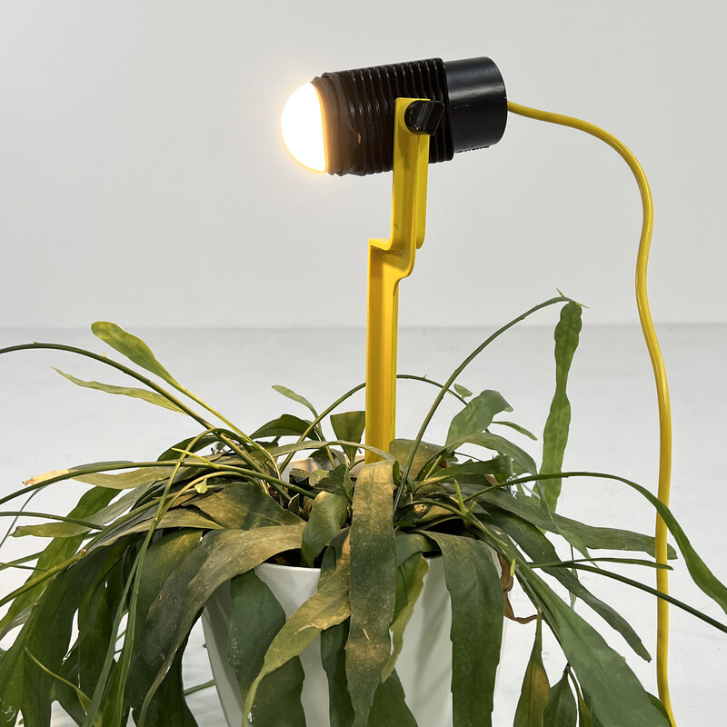 Vintage gele Spotlight planter lamp van Stilnovo, jaren 1980