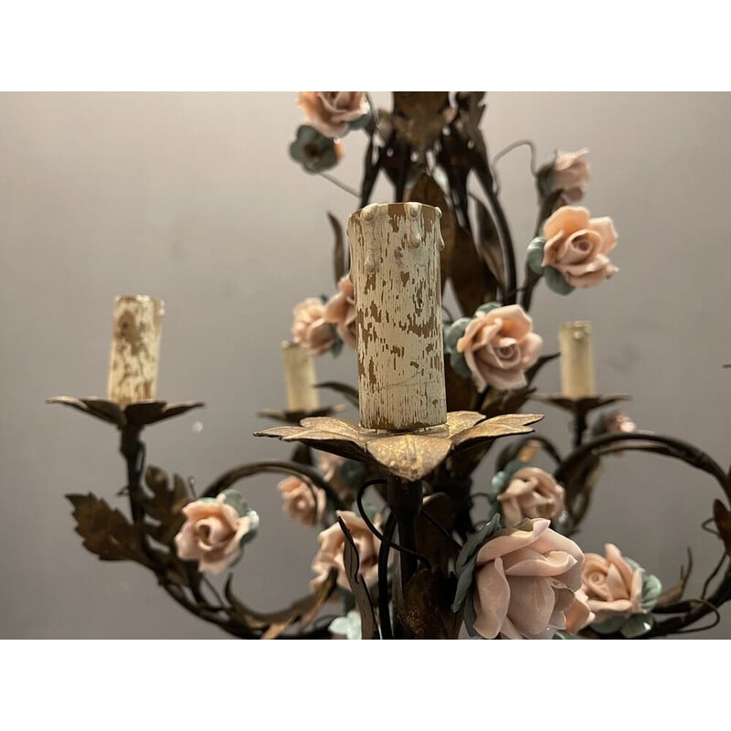 Lampadario vintage in porcellana di tole con fiori di rosa, anni '60