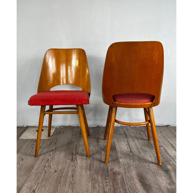 Lot de 4 chaises vintage Ton514 en hêtre et tissu rouge par Oswald Haerdtl et Lubomir Hofman, 1960