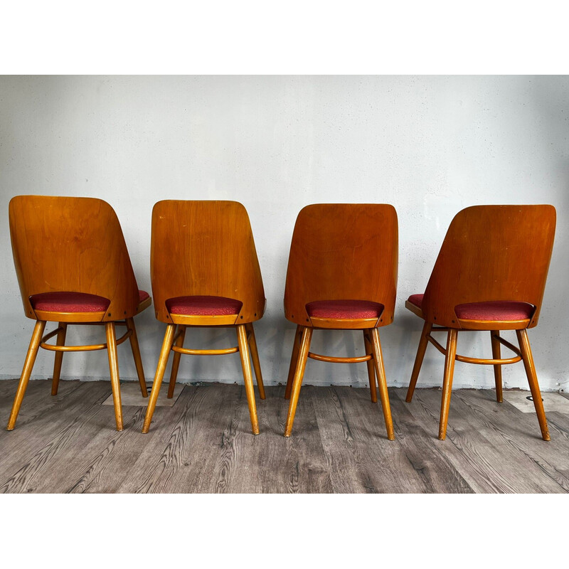 Set of 4 vintage Ton514 beechwood and red fabric chairs by Oswald Haerdtl and Lubomir Hofman, 1960