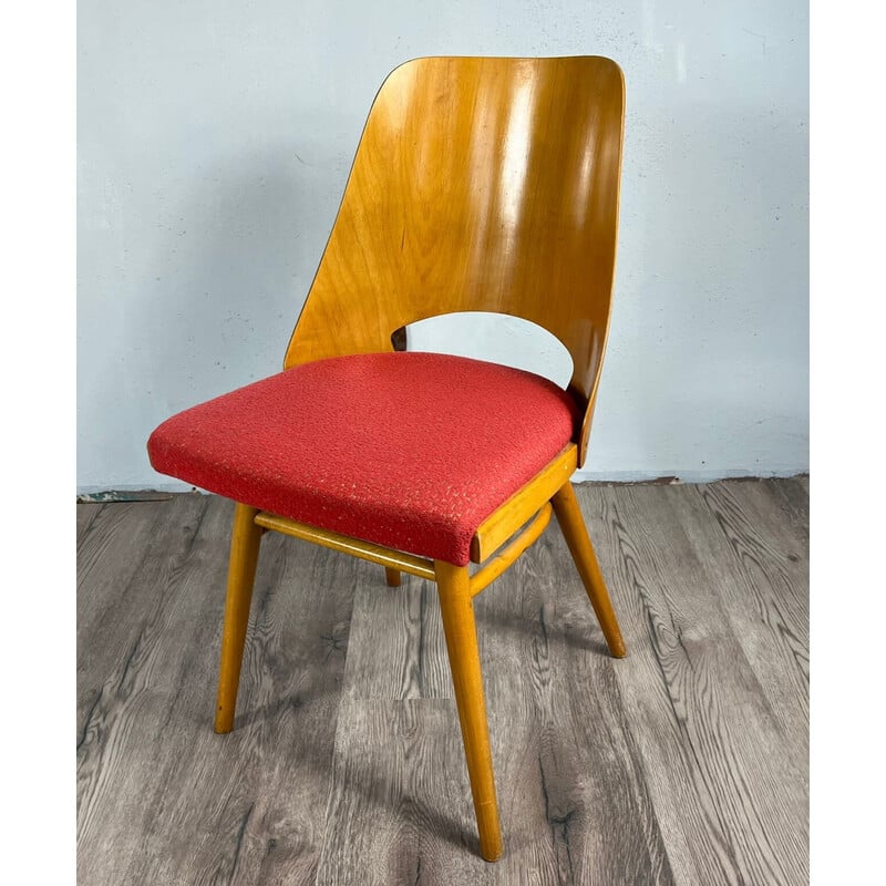Juego de 4 sillas vintage Ton514 de madera de haya y tela roja de Oswald Haerdtl y Lubomir Hofman, 1960