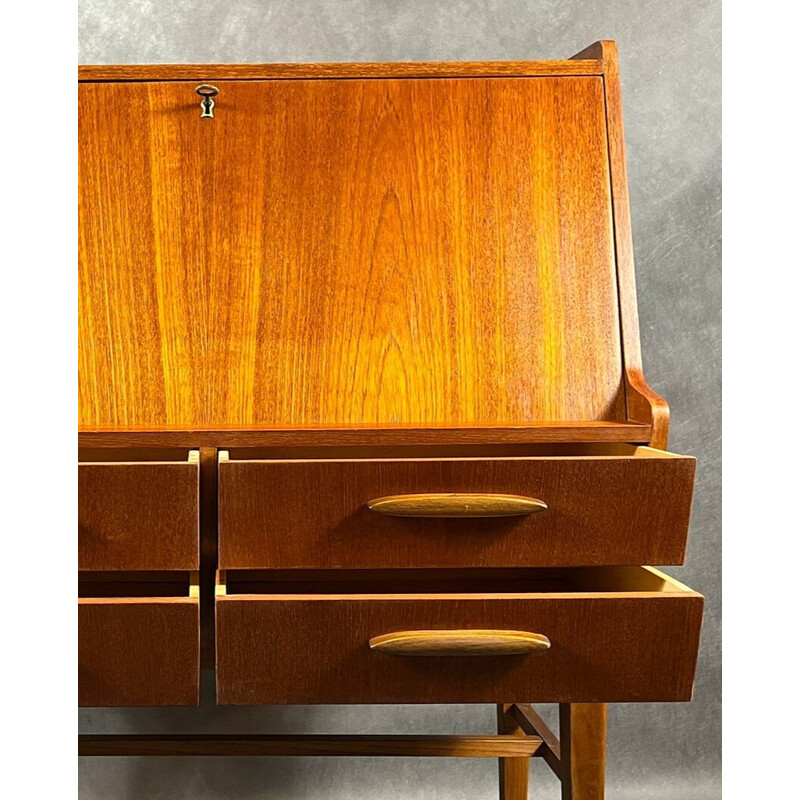 Vintage Noors teakhouten bureau met 4 laden, 1960