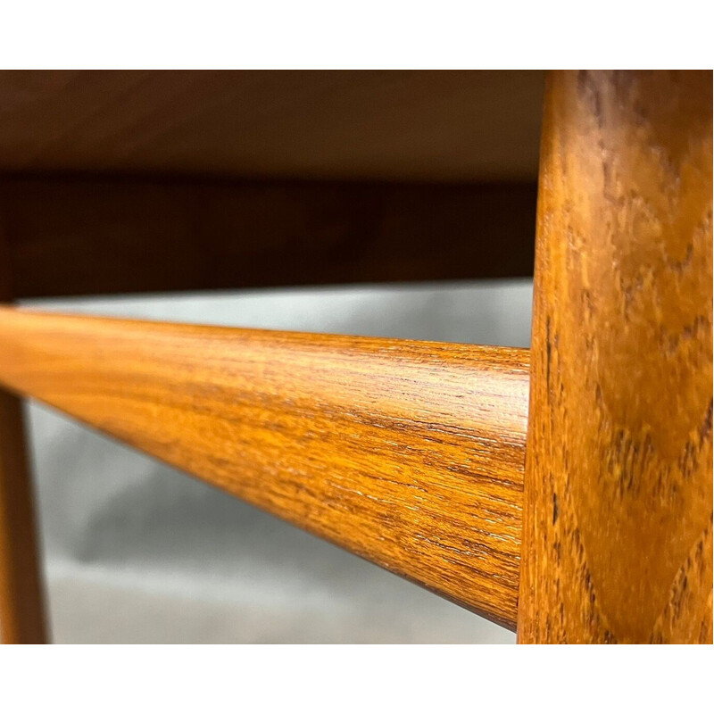 Vintage Scandinavian coffee table in teak, 1960s