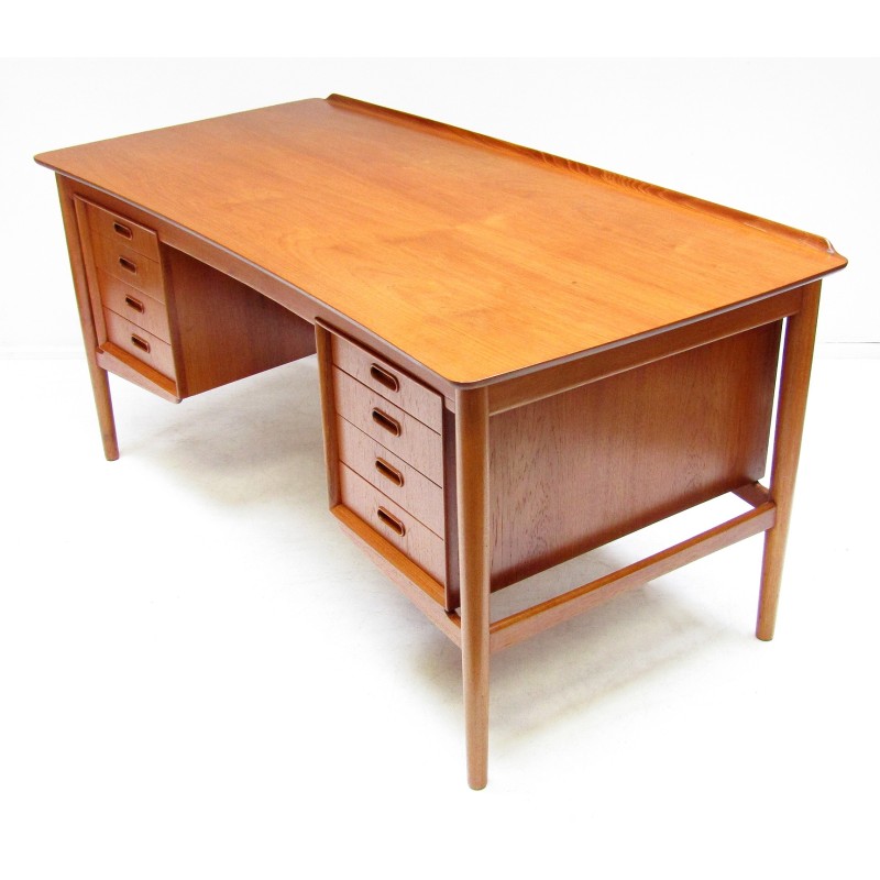 Vintage Deens bureau in teak van Svend Aage Madsen voor Sigurd Hansen, jaren 1960