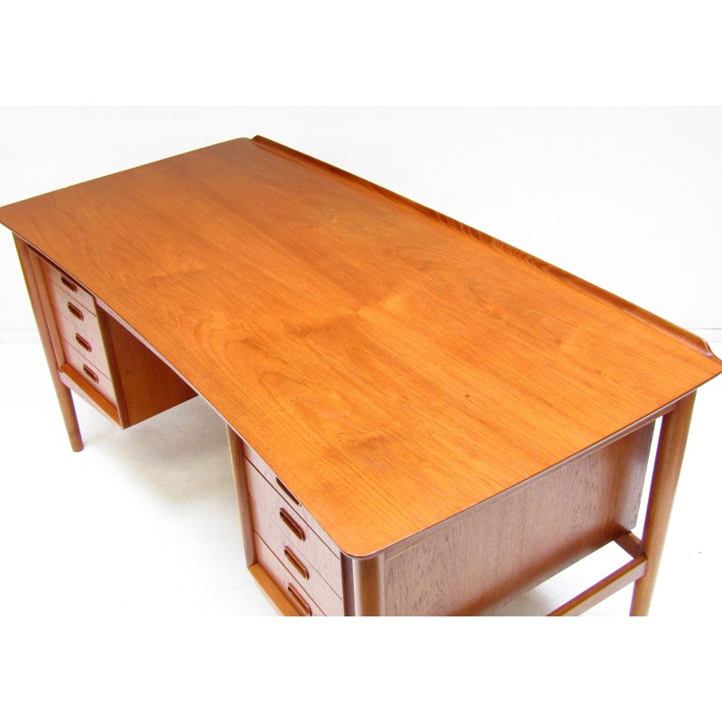 Vintage Deens bureau in teak van Svend Aage Madsen voor Sigurd Hansen, jaren 1960