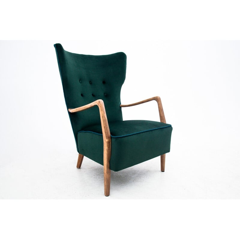 Vintage green armchair, Northern Europe 1960s