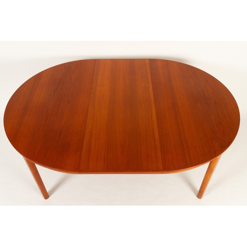 Vintage extendable round table in teak, Denmark 1960