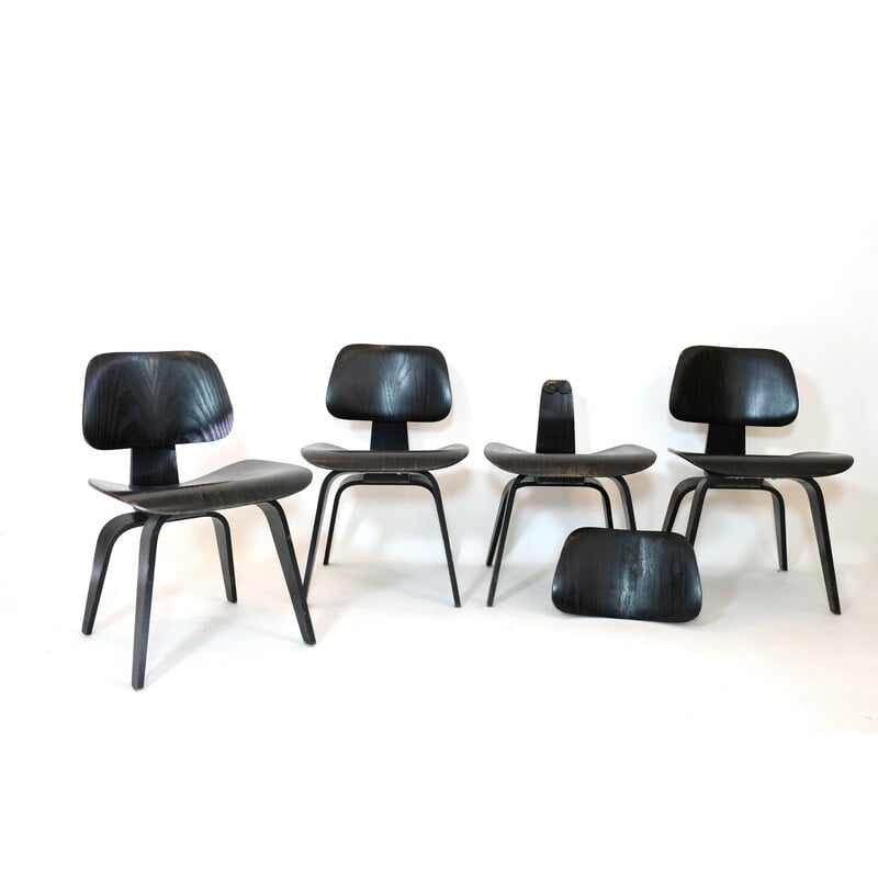 Set van 4 vintage multiplex en houten stoelen van Charles en Ray Eames, 1950