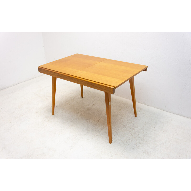 Mid century opklapbare eettafel van František Jirák voor Tatra nábytok, Tsjecho-Slowakije 1970