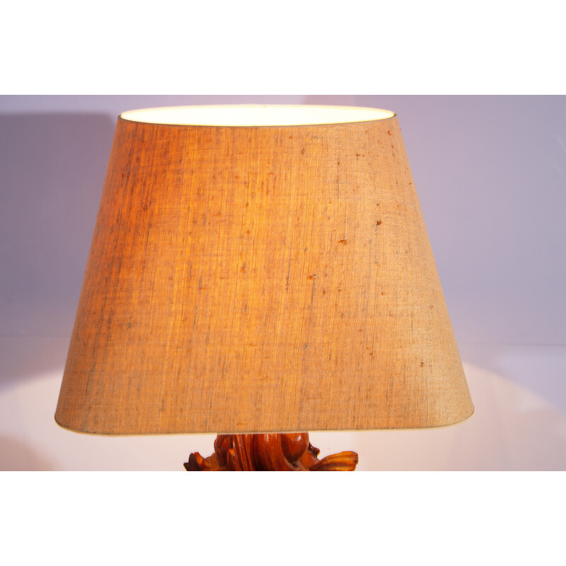 Vintage handgesneden koloniale tafellamp