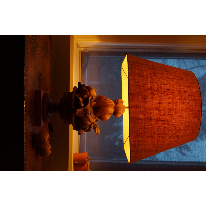 Lampe de table coloniale vintage sculptée à la main