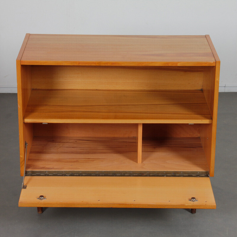 Vintage-Kommode aus Holz von Up Zavody, 1960