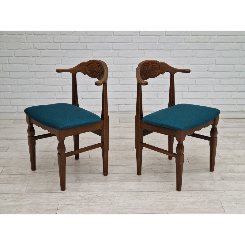 Paar vintage eiken en wollen stoelen van Henning Kjærnulf, Denemarken 1960