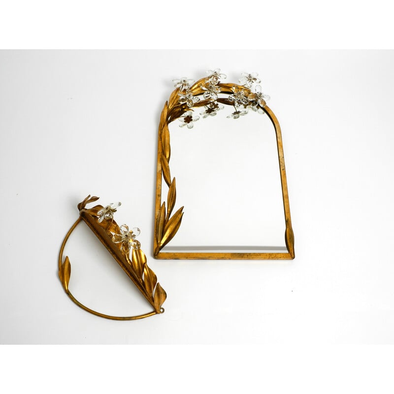 Juego de espejo de pared vintage de hierro con motivos florales y estante a juego chapado en oro de Banci Firenze, Italia