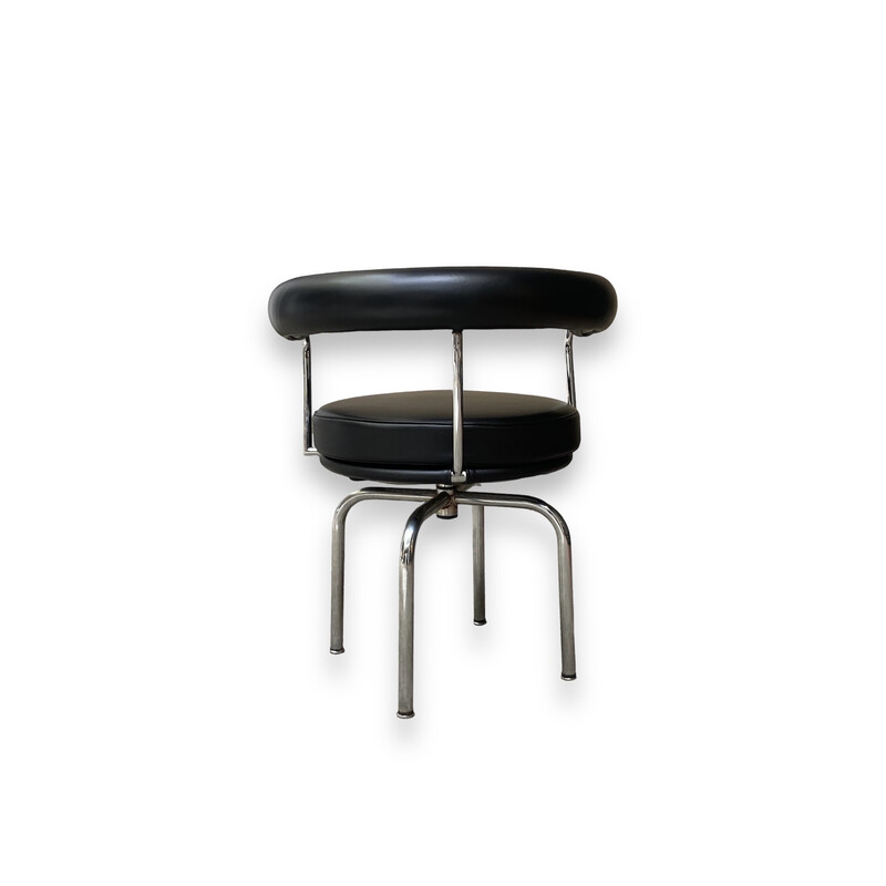 Vintage Lc7 black swivel chair for Cassina, 2000