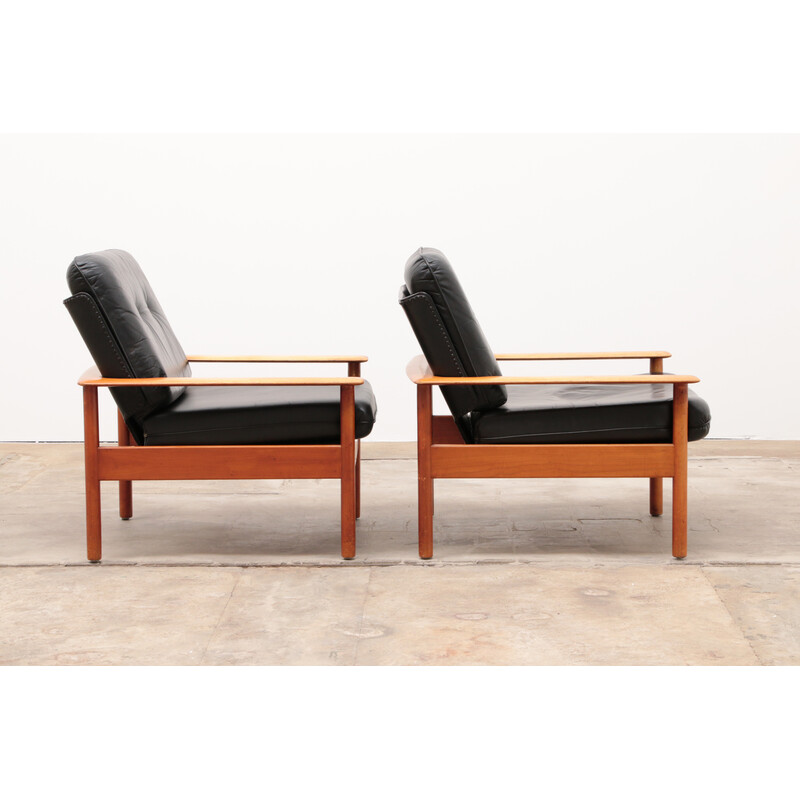 Paar schwarze Relax-Sessel aus schwarzem Leder und Holz, 1960er Jahre