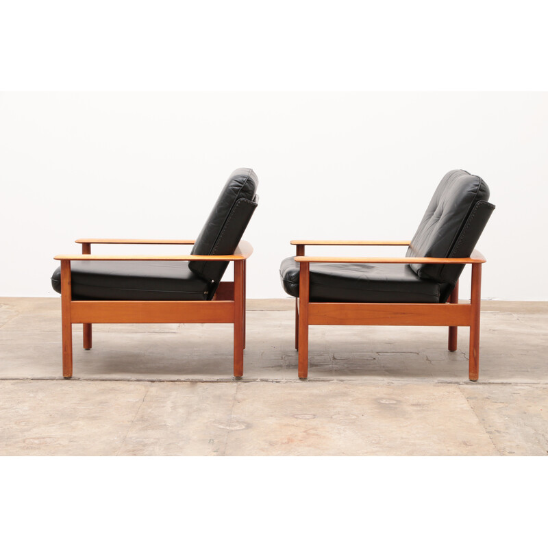 Paire de fauteuils Relax vintage en cuir noir et bois, 1960