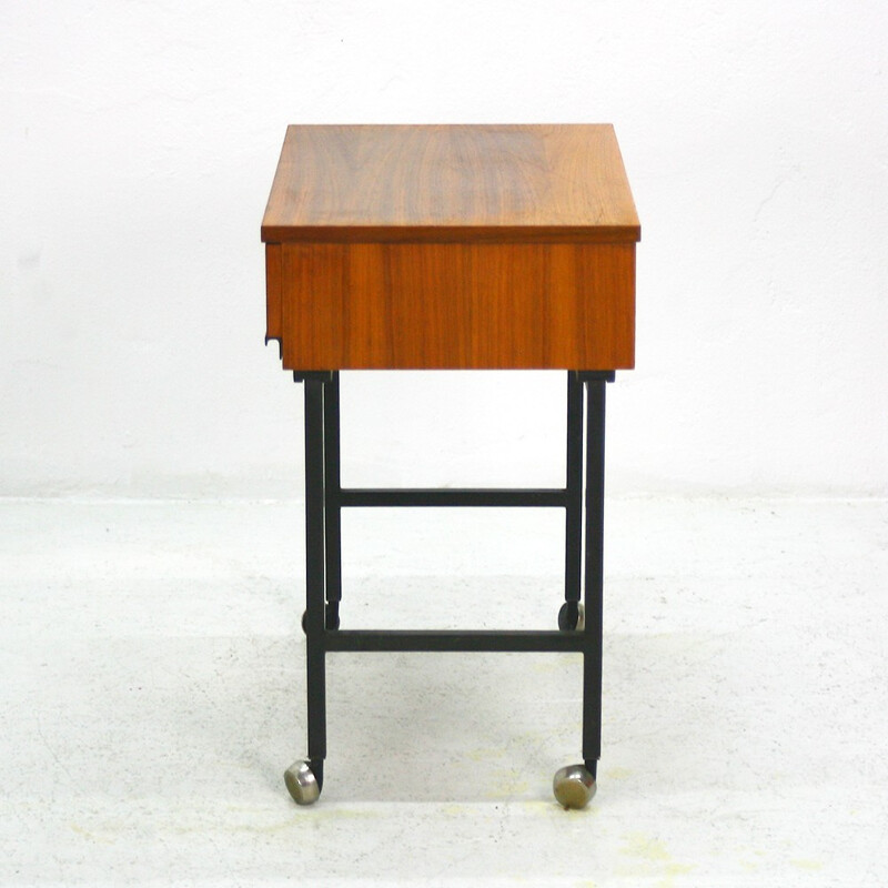 Mid-Century Modern walnut side table on wheels - 1960