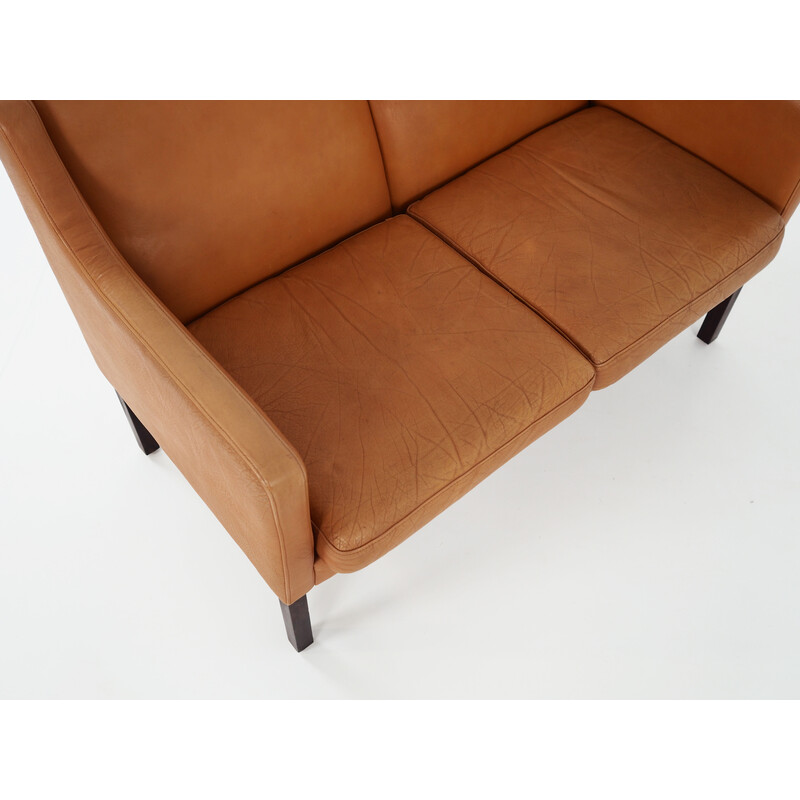 Vintage sofa model V17 by Illum Wikkelsø