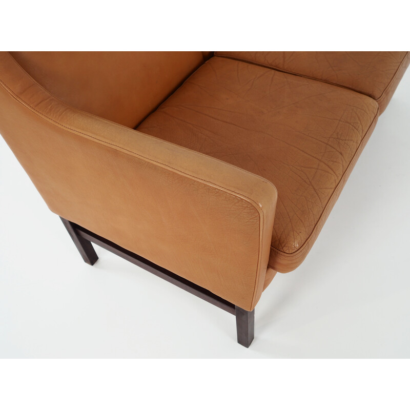 Vintage sofa model V17 by Illum Wikkelsø