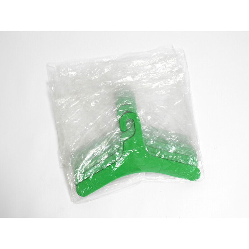 Set of 6 vintage green plastic hangers by Ingo Maurer for Design M, 1970