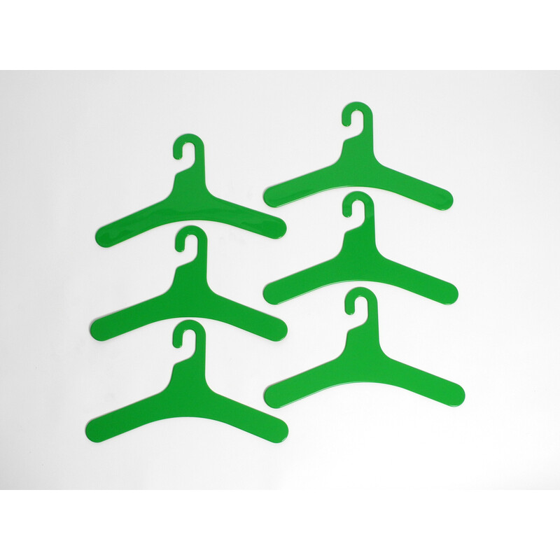 Set of 6 vintage green plastic hangers by Ingo Maurer for Design M, 1970