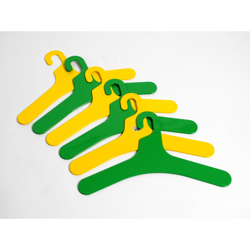 Set of 6 vintage green and yellow plastic hangers by Ingo Maurer for Design M, 1970
