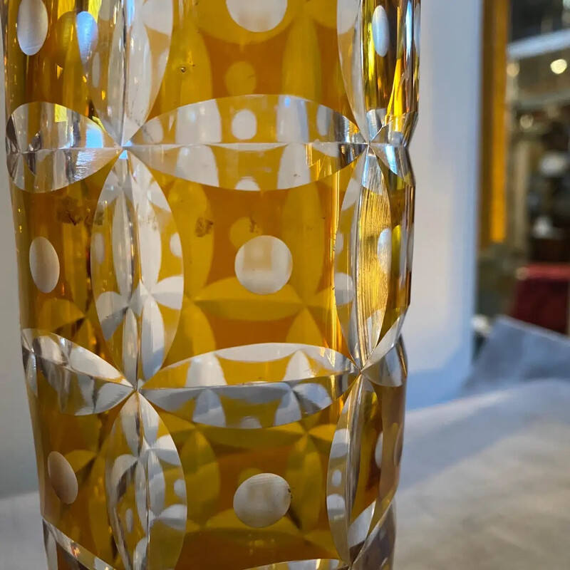 Vaso vintage in cristallo ambrato Art Déco bohémien, 1930