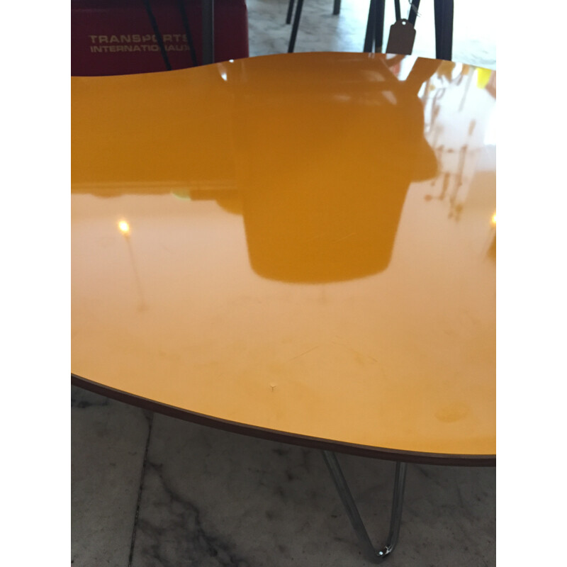 Yellow formica coffee table, palette bean shape - 1970s