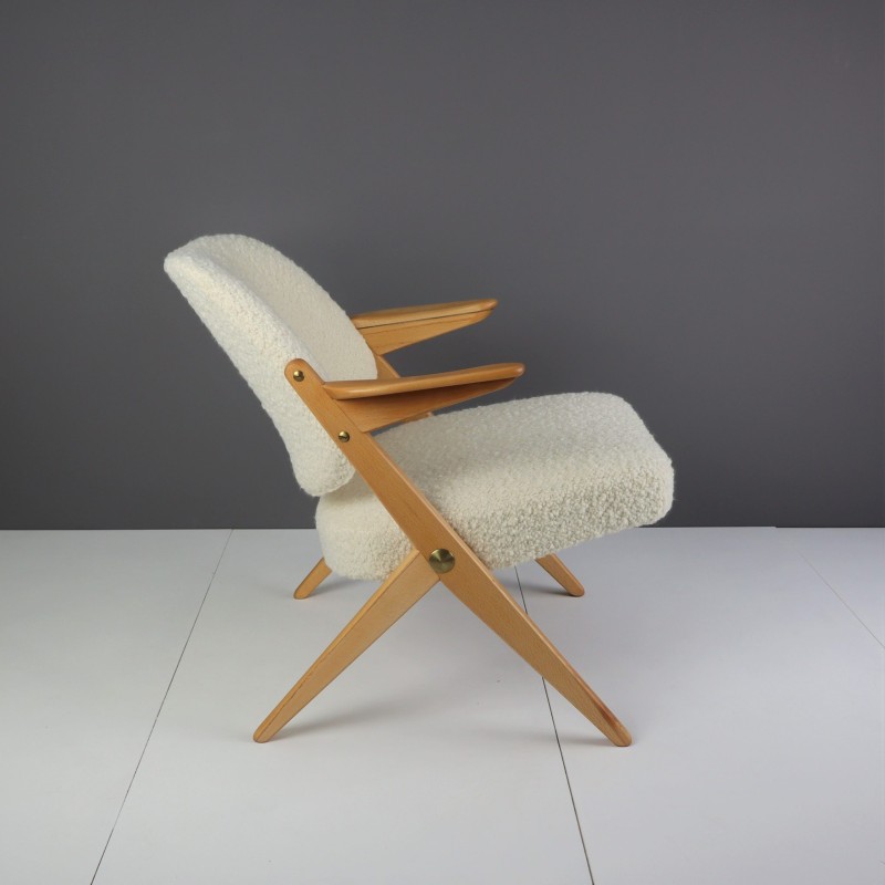 Vintage Triva armchair in off-white bouclé fabric by Bengt Ruda