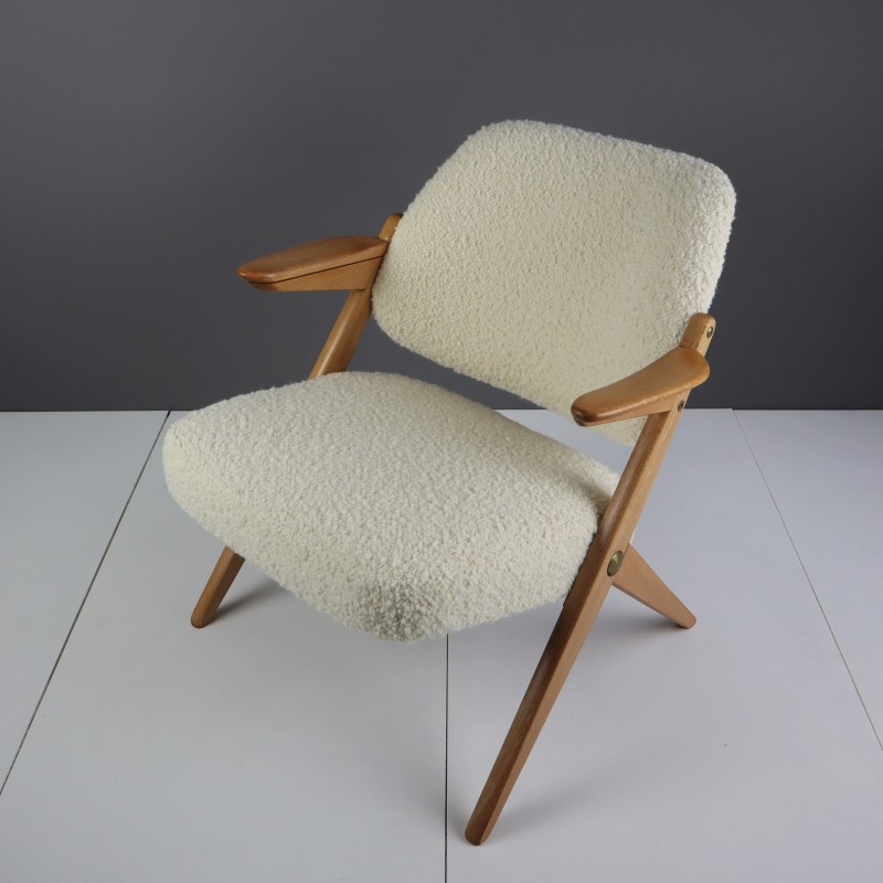 Vintage Triva armchair in off-white bouclé fabric by Bengt Ruda